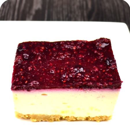 Cheesecake con mora y agraz